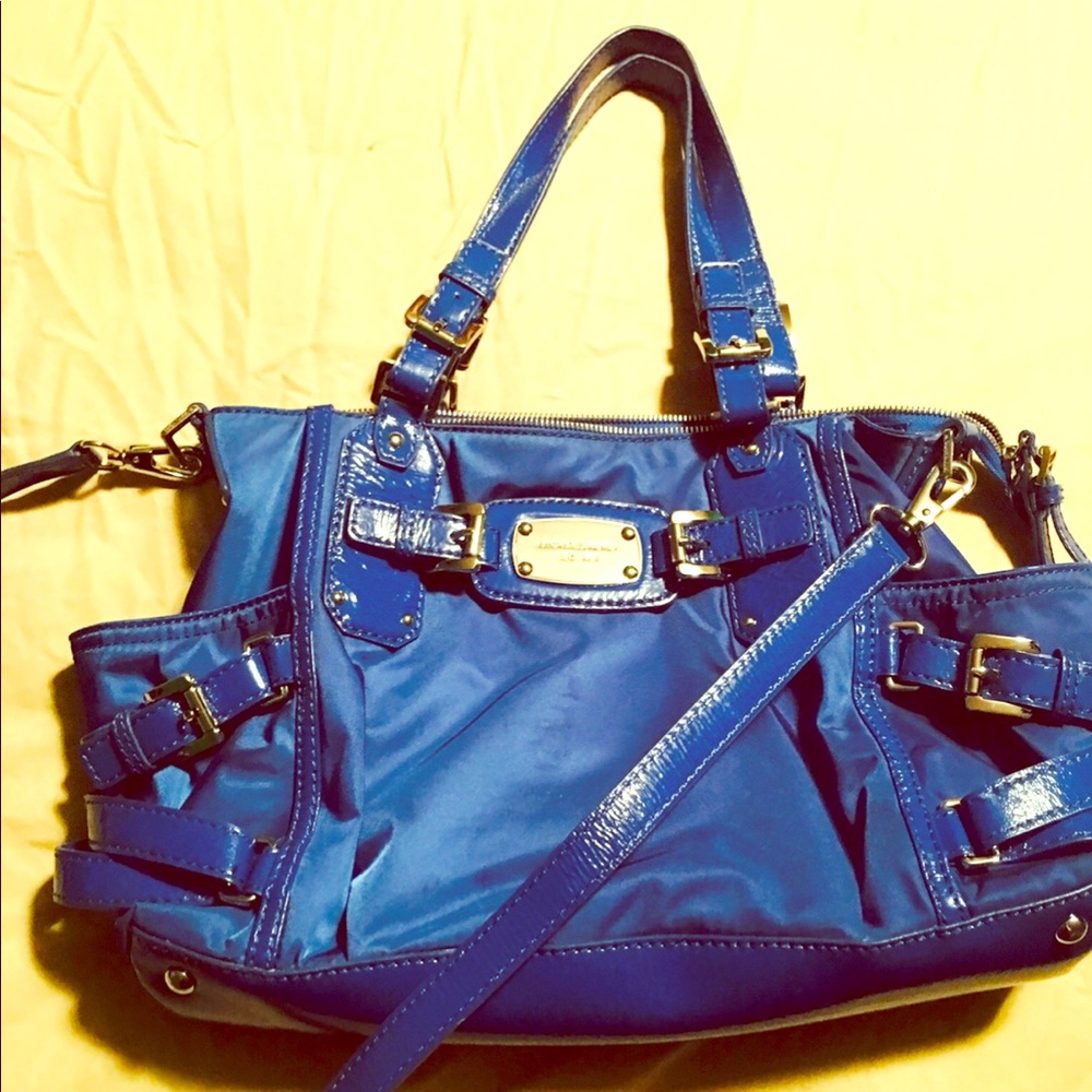 Royal blue Michael Kors Hamilton. - Picture 1 of 7